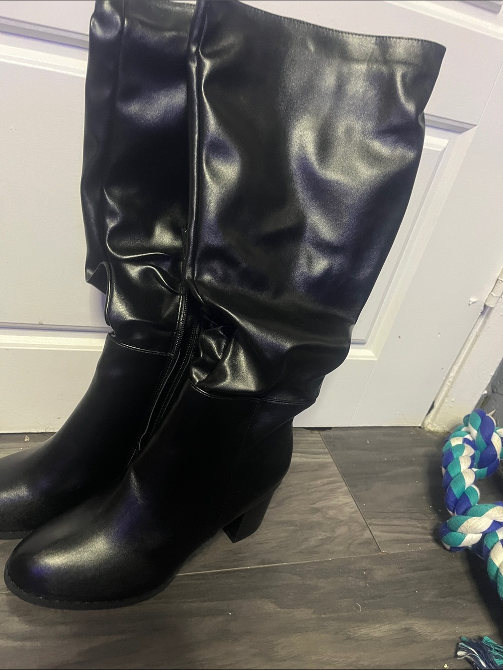 Black Women's Mid-Calf Slouch Boot - Brand Unspecified